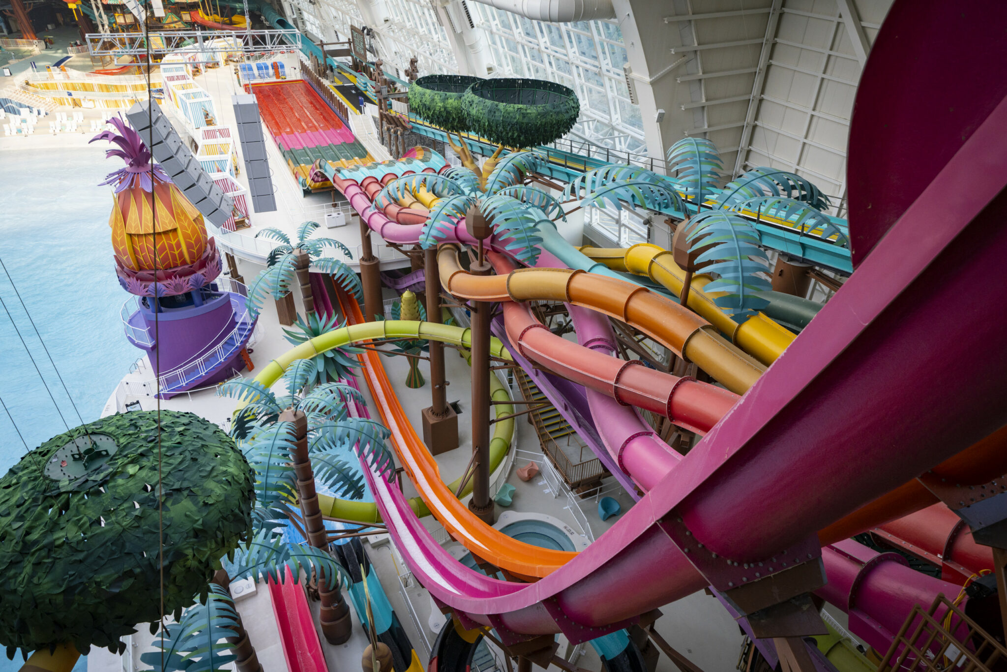 American Dream: Indoor Adventureland - Pucuda Leading Edge